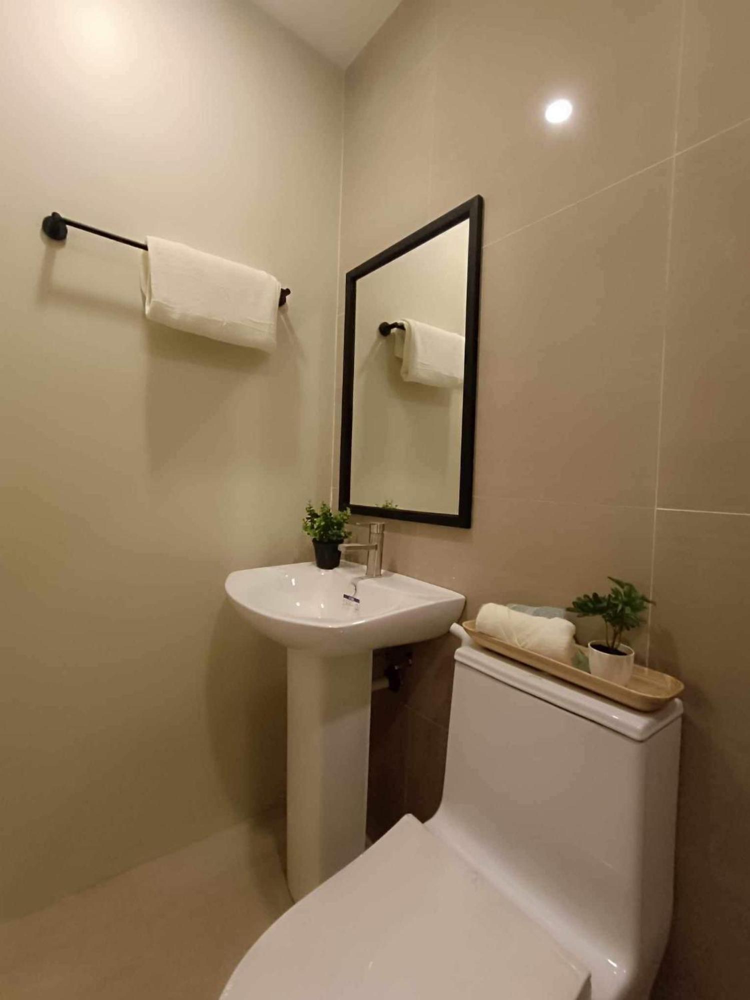 Kimtons Apartment Suite Capitol Site セブ市 エクステリア 写真